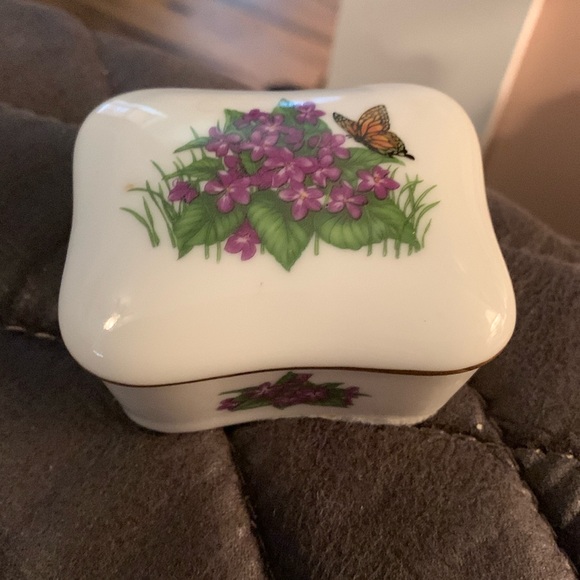 Vintage Other - Lara’s Theme 3” trinket music box, in great condition vintage condition
